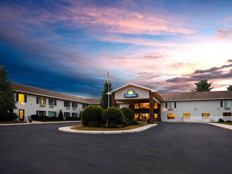 Days Inn By Wyndham Cadillac Exterior foto